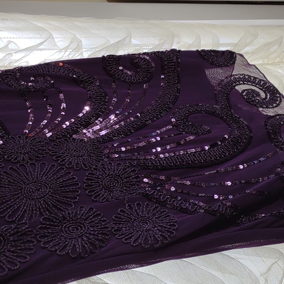 Sequin Party Dress - Picture 4 of 8